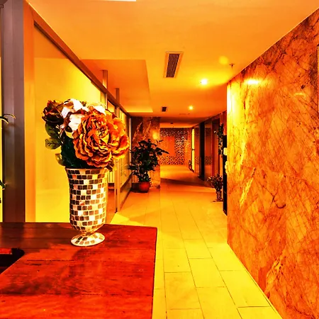Hotel Dab 4*